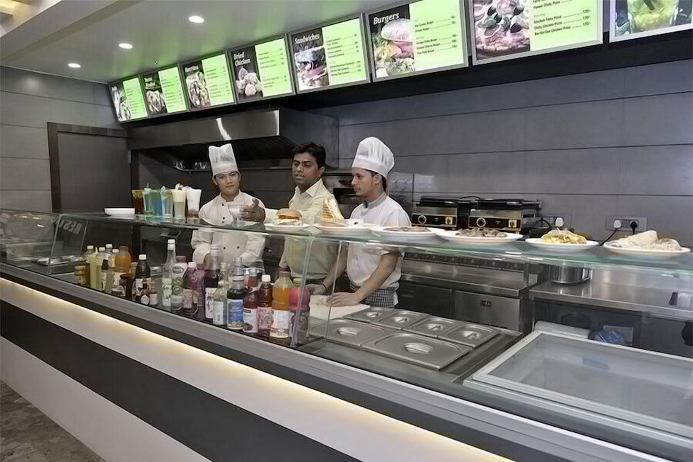 Hotel Sifat International Surat Eksteriør bilde